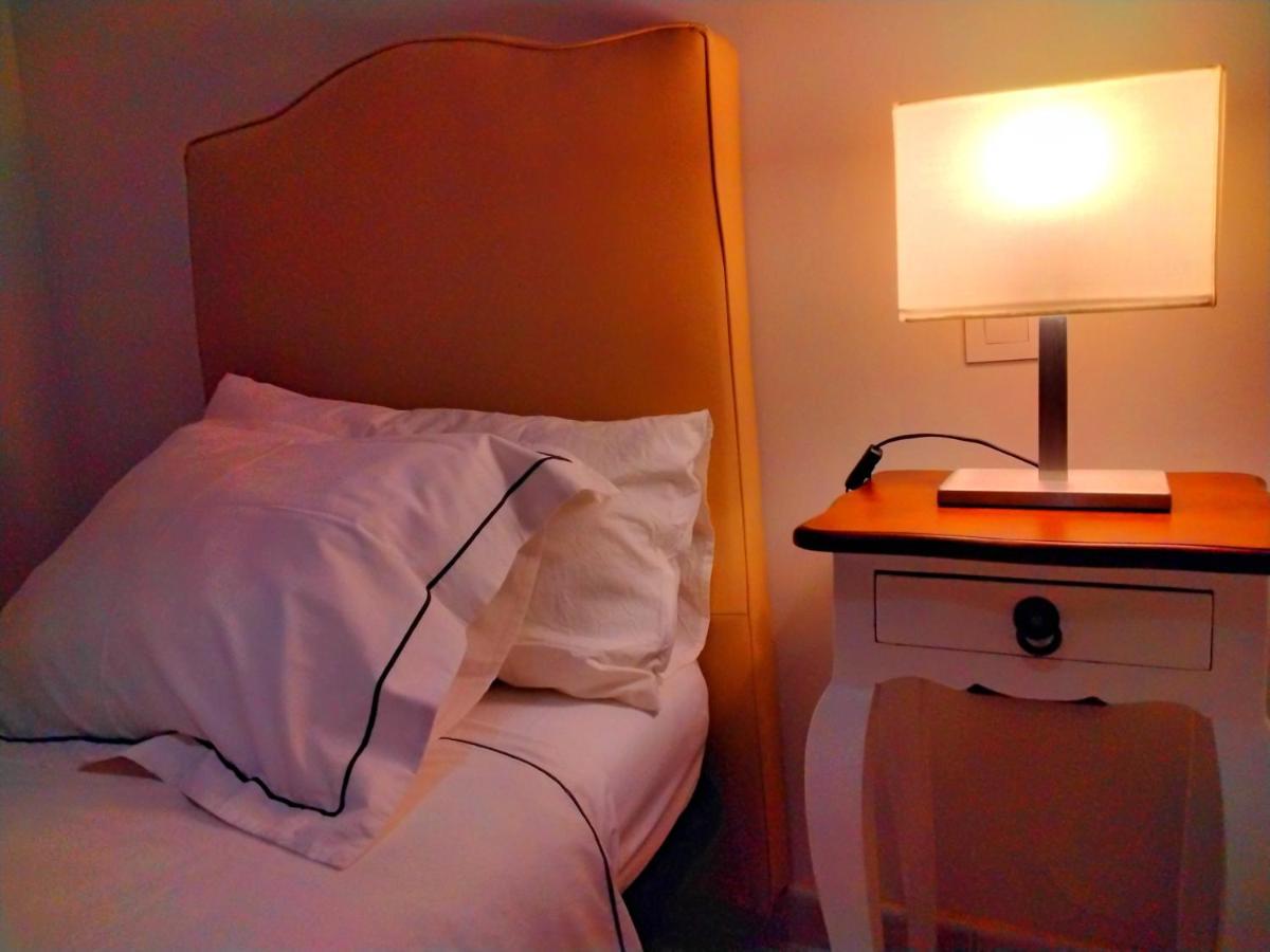 Surfwhitehouse Villa ลาคาเรส ภายนอก รูปภาพ