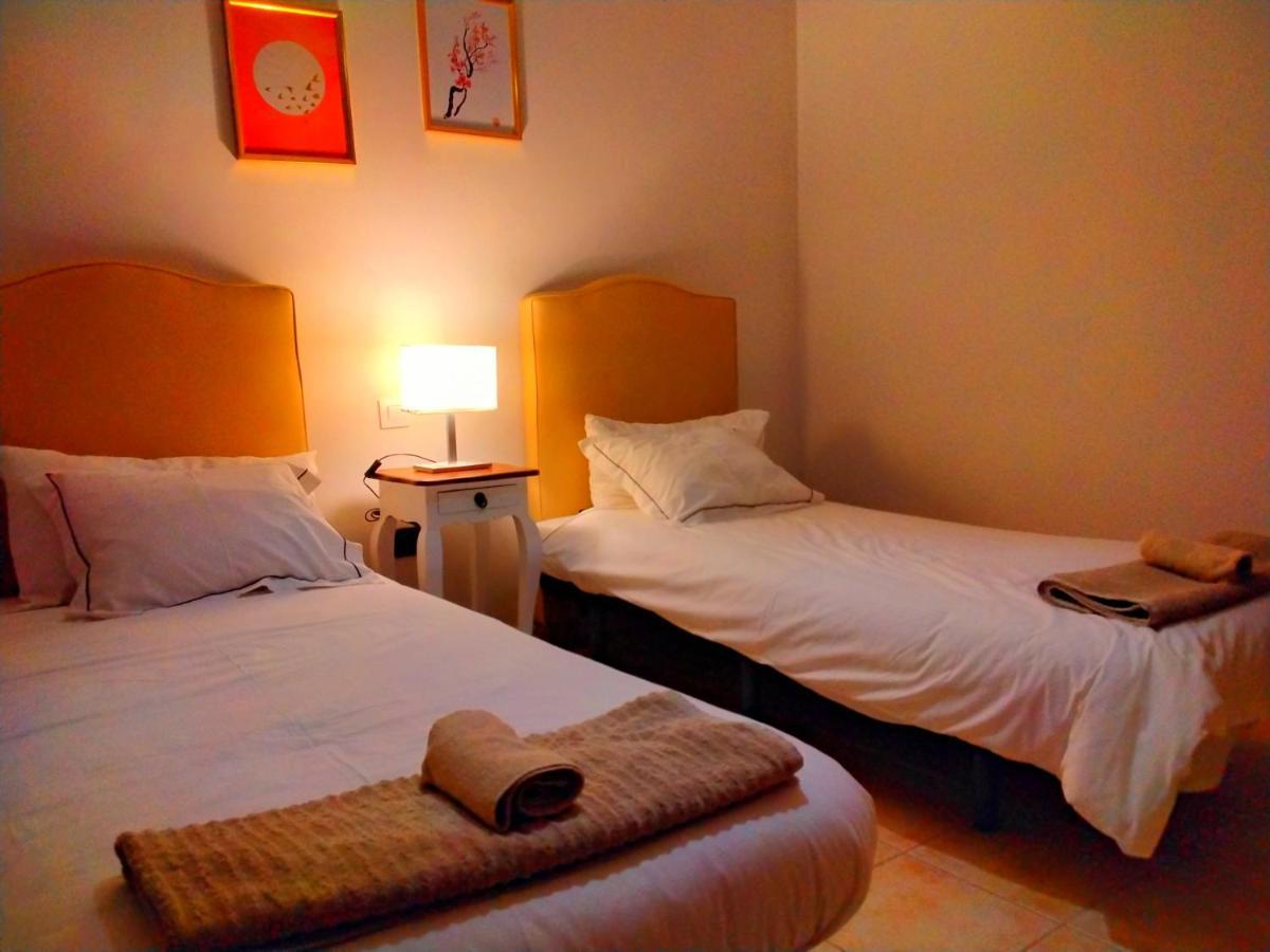 Surfwhitehouse Villa ลาคาเรส ภายนอก รูปภาพ