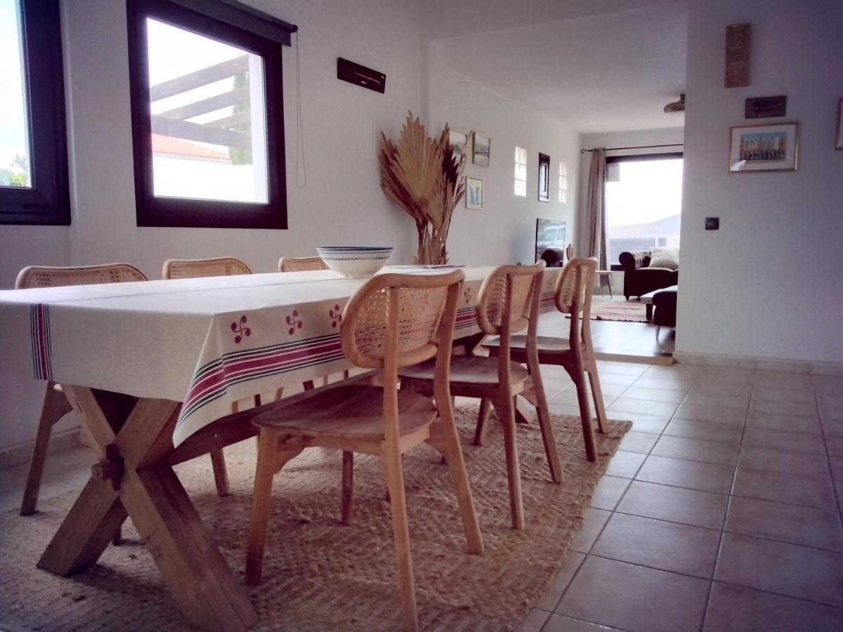 Surfwhitehouse Villa ลาคาเรส ภายนอก รูปภาพ