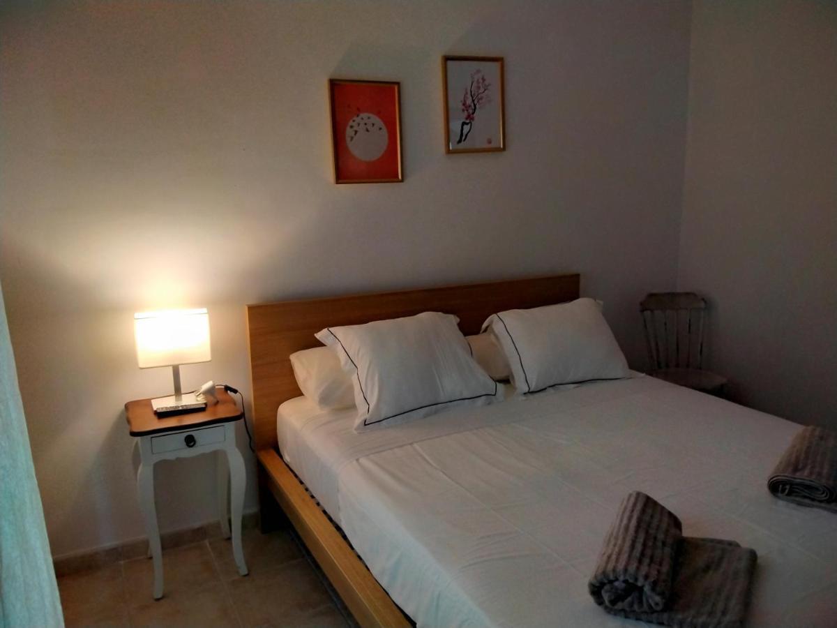 Surfwhitehouse Villa ลาคาเรส ภายนอก รูปภาพ