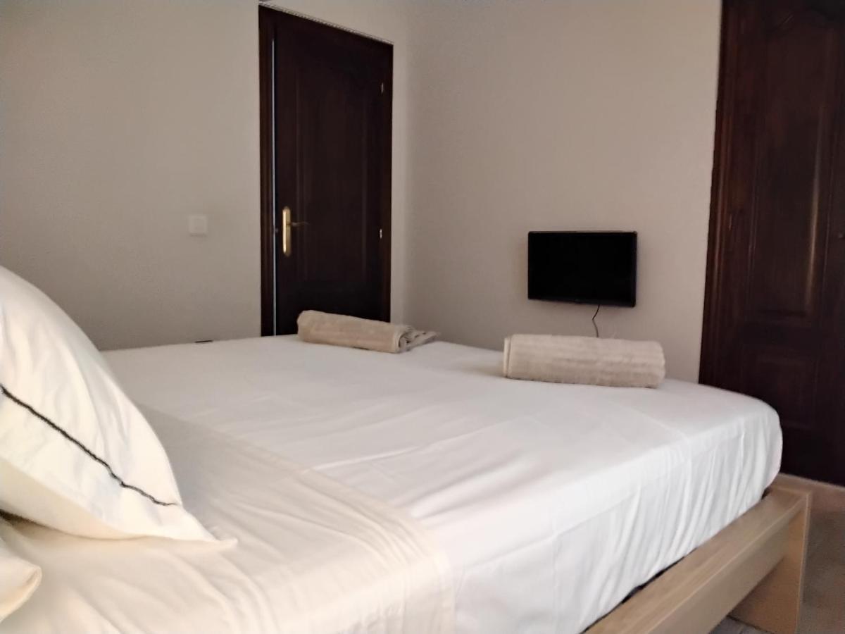 Surfwhitehouse Villa ลาคาเรส ภายนอก รูปภาพ