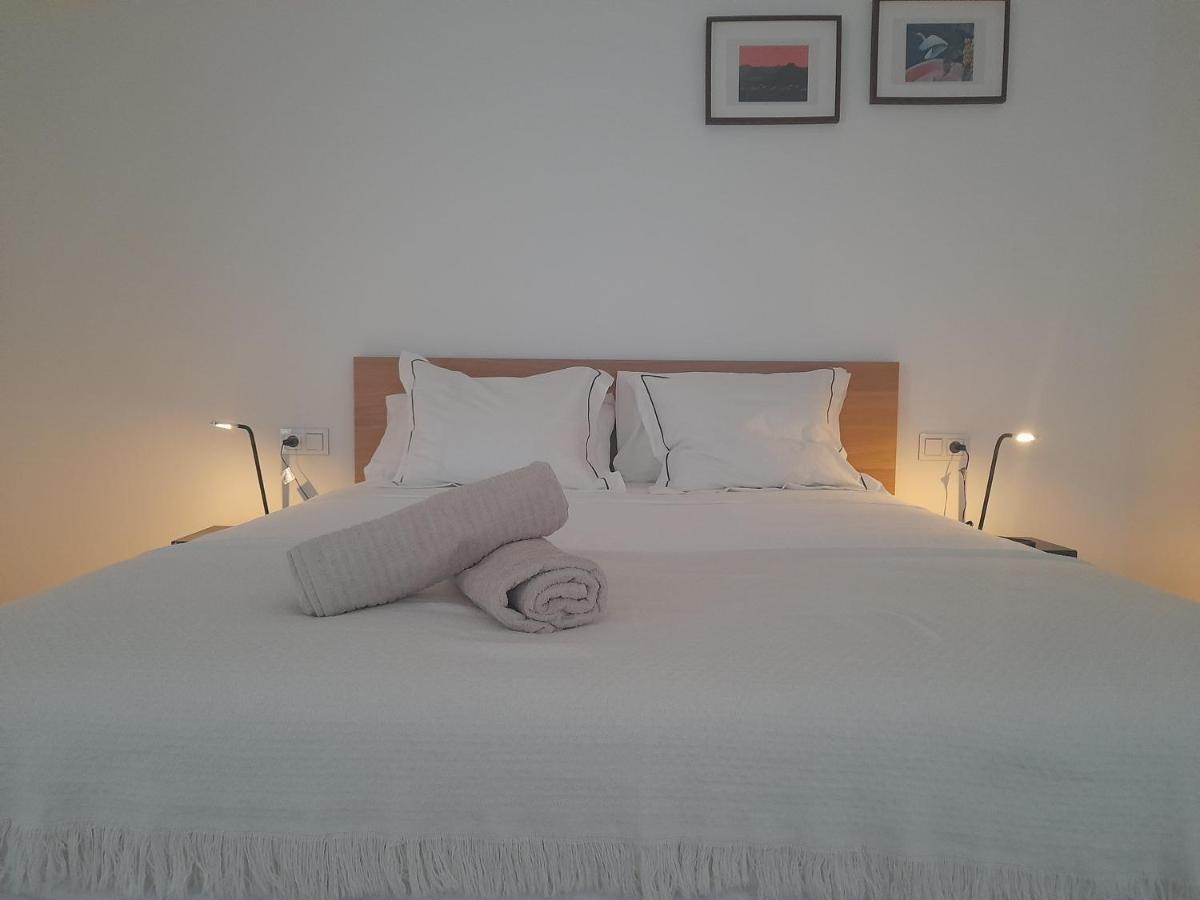 Surfwhitehouse Villa ลาคาเรส ภายนอก รูปภาพ