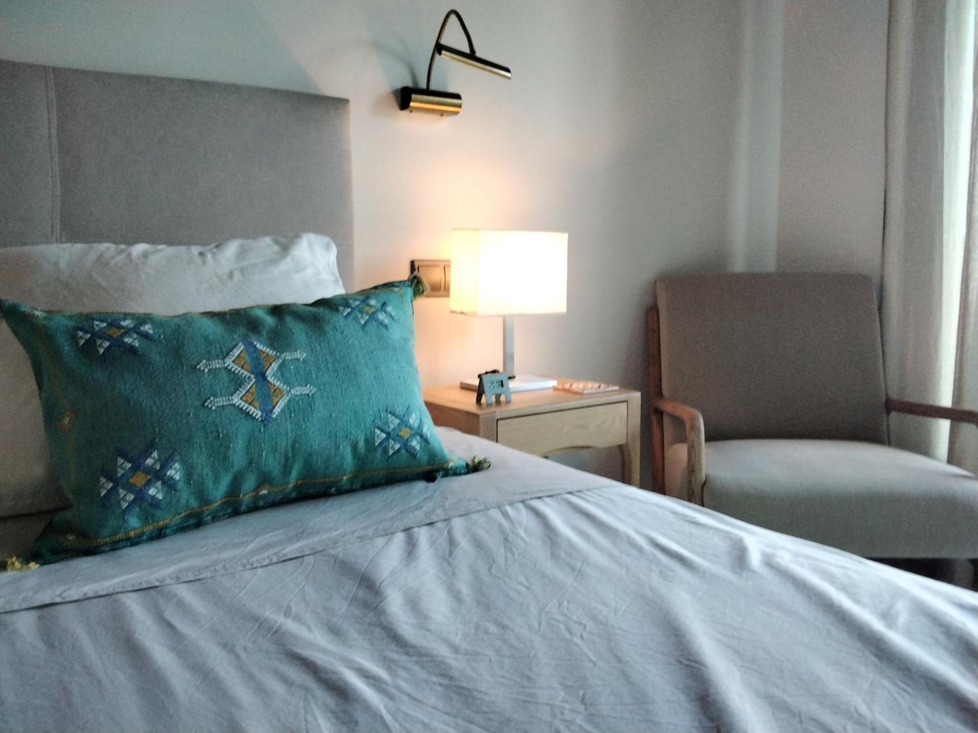 Surfwhitehouse Villa ลาคาเรส ภายนอก รูปภาพ
