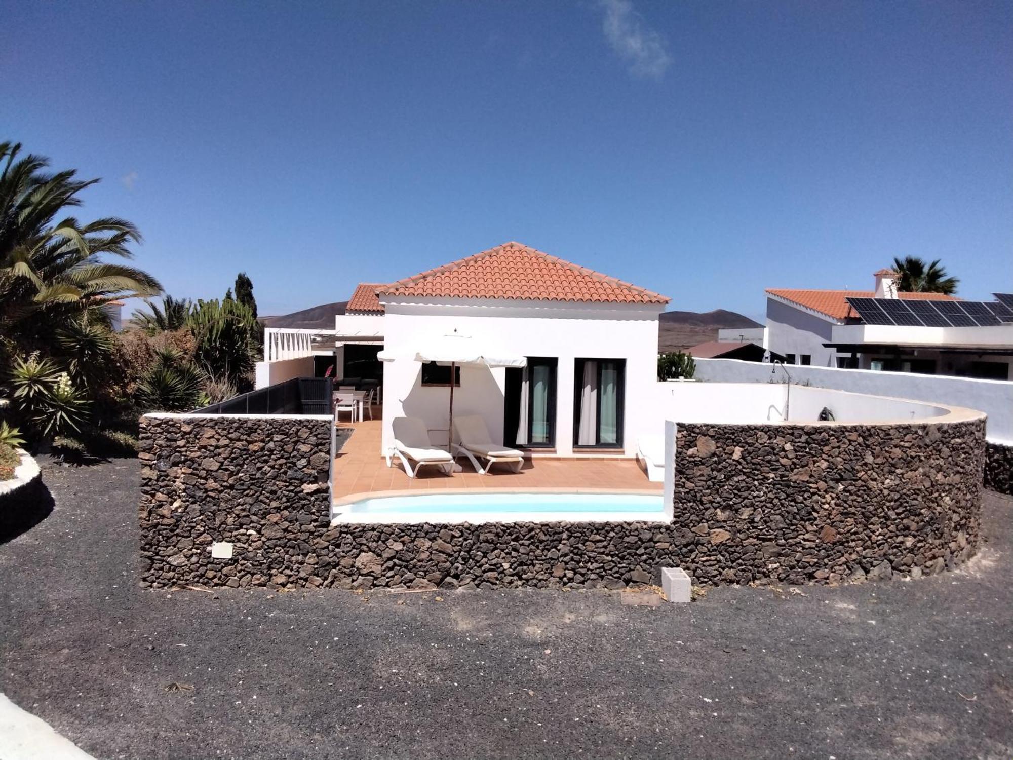 Surfwhitehouse Villa ลาคาเรส ภายนอก รูปภาพ