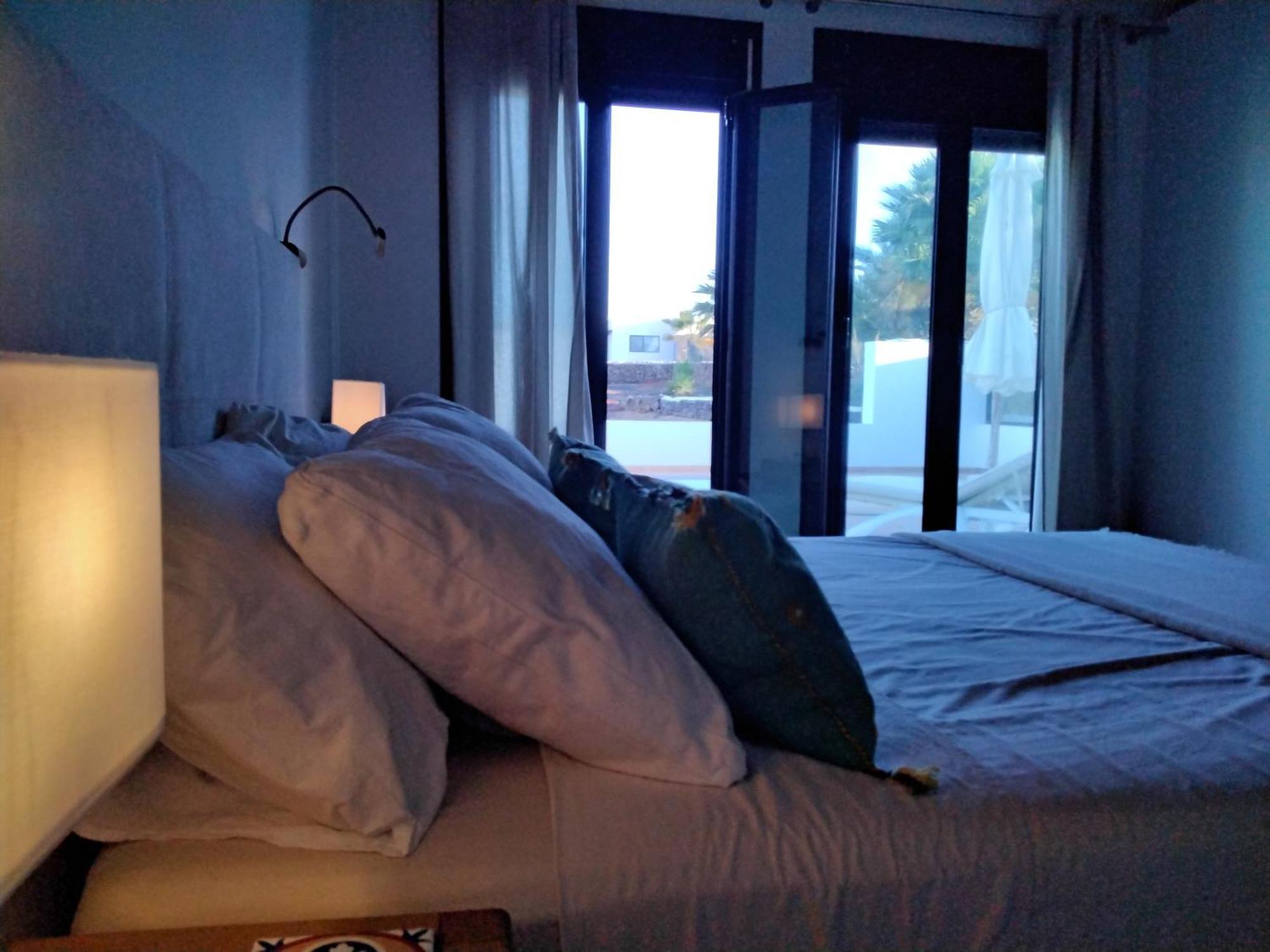 Surfwhitehouse Villa ลาคาเรส ภายนอก รูปภาพ